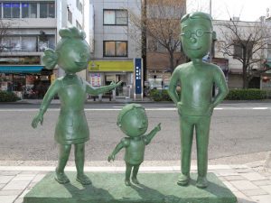Setagaya_Sazaesan_Family_Statue_3
